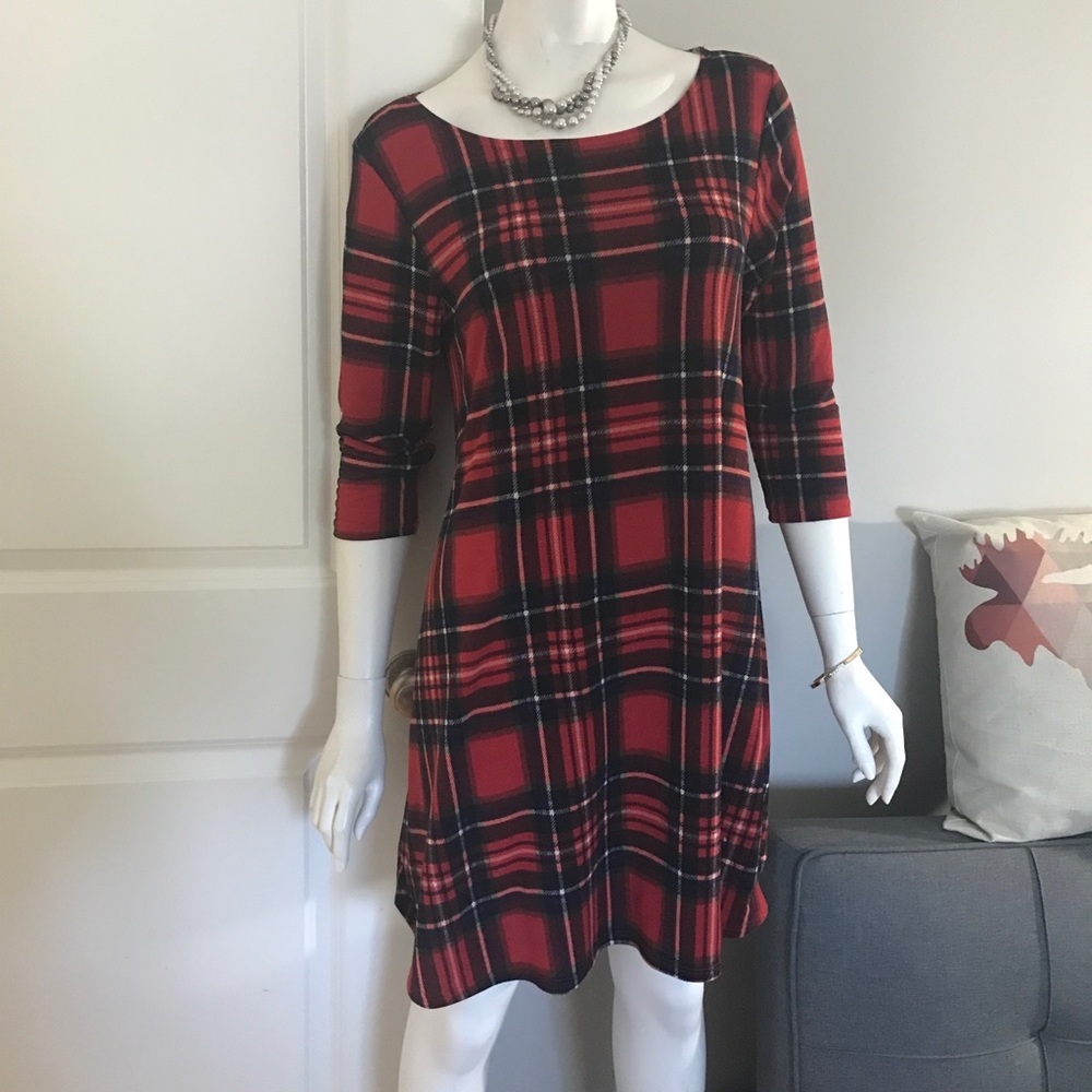 Red plaid t-shirt dress